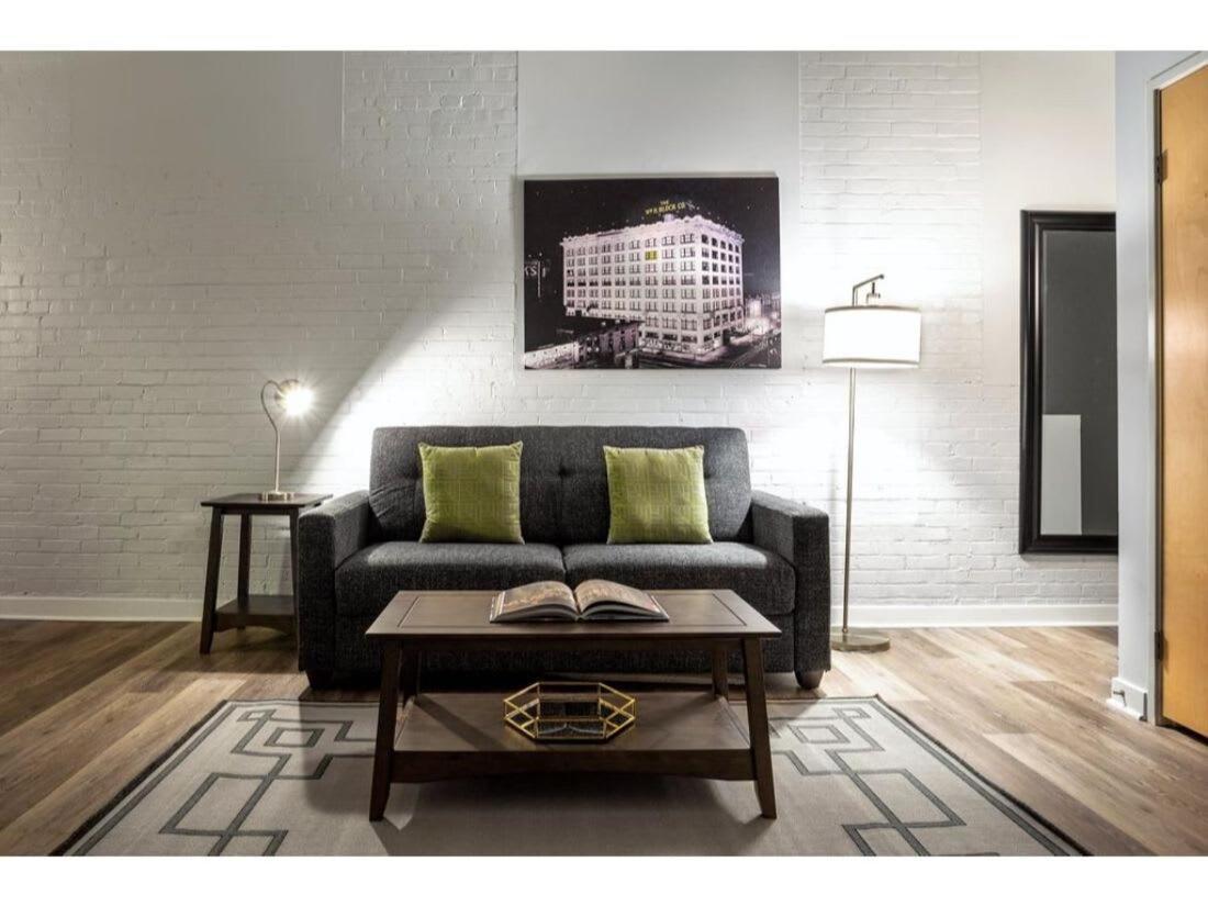 אינדיאנפוליס Modern Apartment Close To Everything Cozysuites מראה חיצוני תמונה