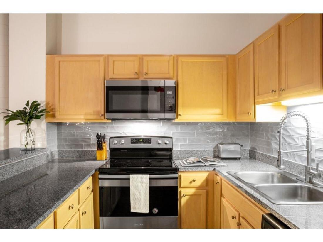 אינדיאנפוליס Modern Apartment Close To Everything Cozysuites מראה חיצוני תמונה